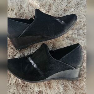 Bussola Weyburn Willow Elegant Black Wedge Shoes